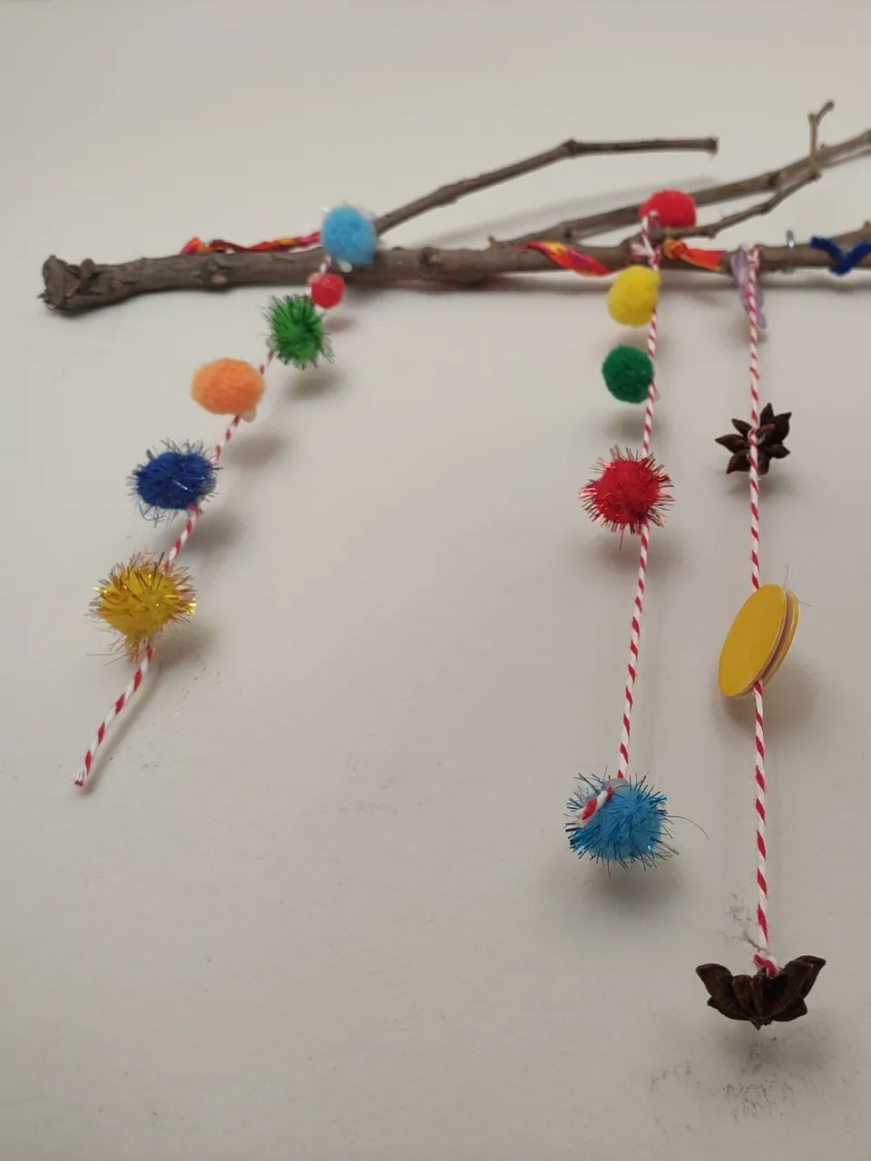 Haz una decoración para una celebración con elementos reciclados 2 Comunidad