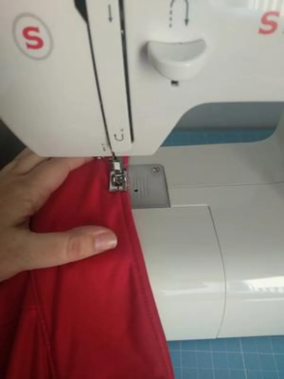 Repara una pieza de ropa o calzado 2 Comunidad